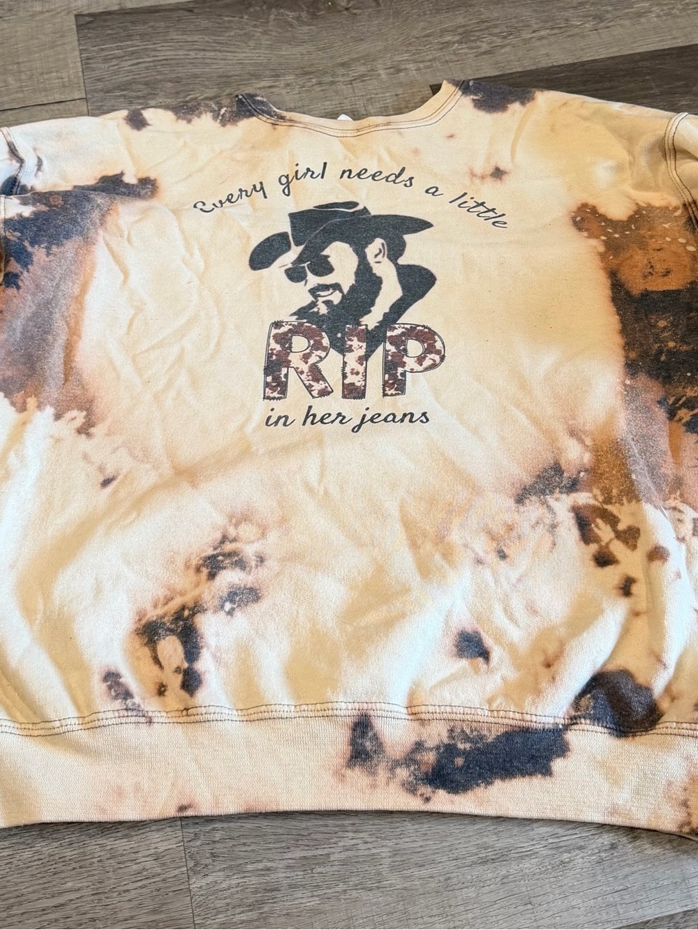 Yellowstone 'RIP in Her Jeans' Graphic Crewneck Sweatshirt Large
